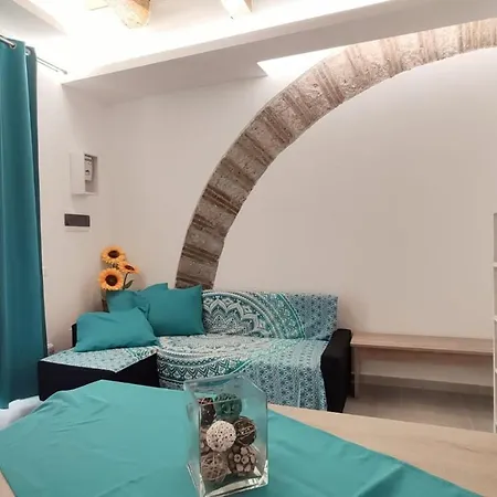 Apartment Dietro L'angolo *