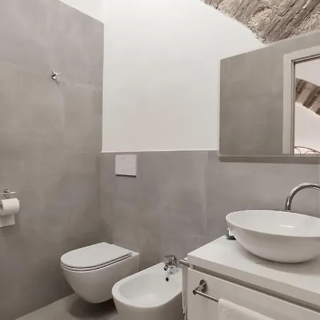 Apartment Dietro L'angolo *